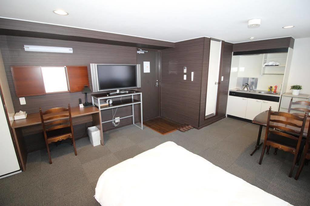 Hotel Chrysantheme Kyoto Exterior photo